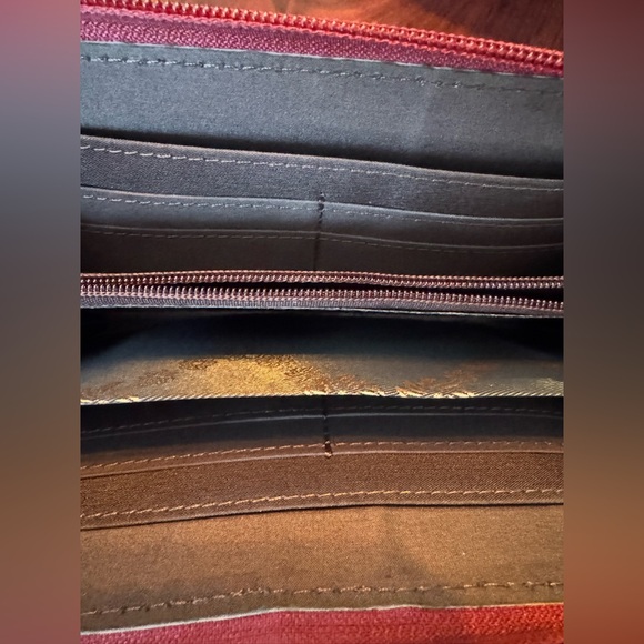 American Bling deep red western cowgirl bundle full zip wallet - Picture 7 of 9